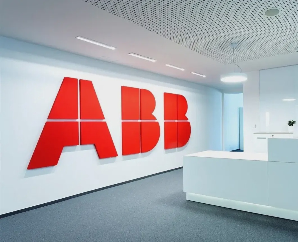 Цифровая грамотность для 300 человек как драйвер роста бизнеса