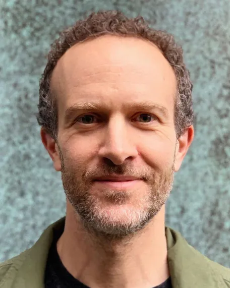 Неважно, где находятся люди. Важно, как они подключены