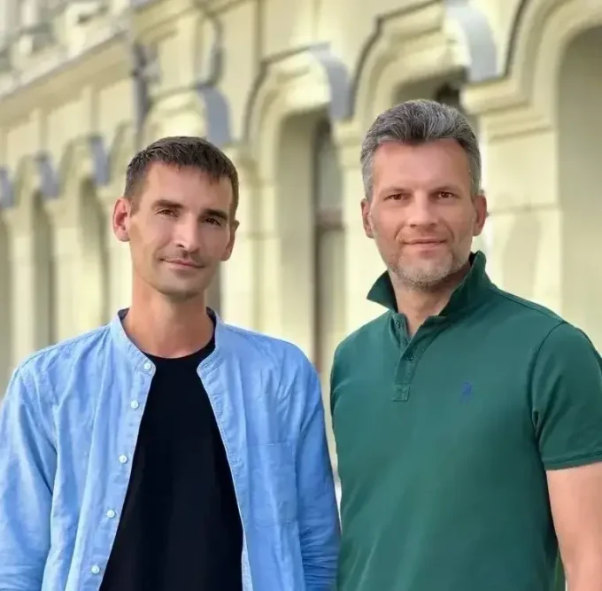 Люди, использующие ИИ, заменят тех, кто этого не делает