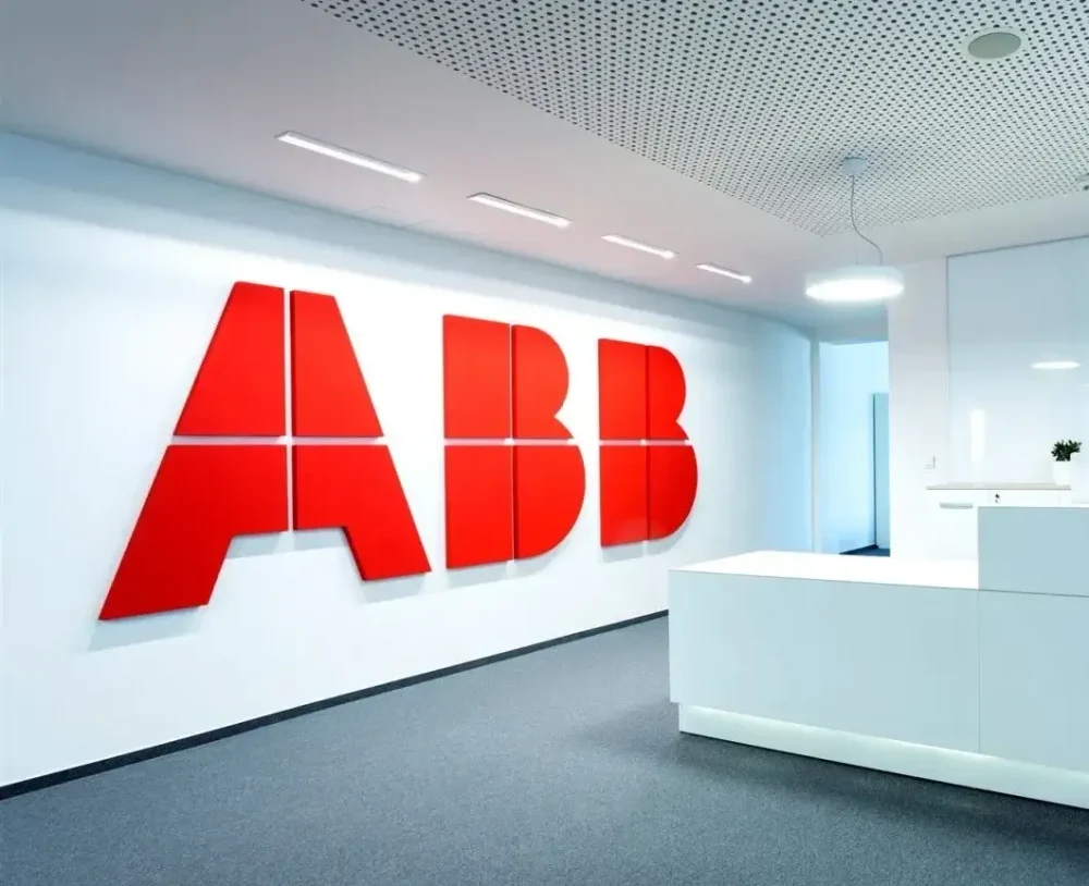 Цифровая грамотность для 300 человек как драйвер роста бизнеса